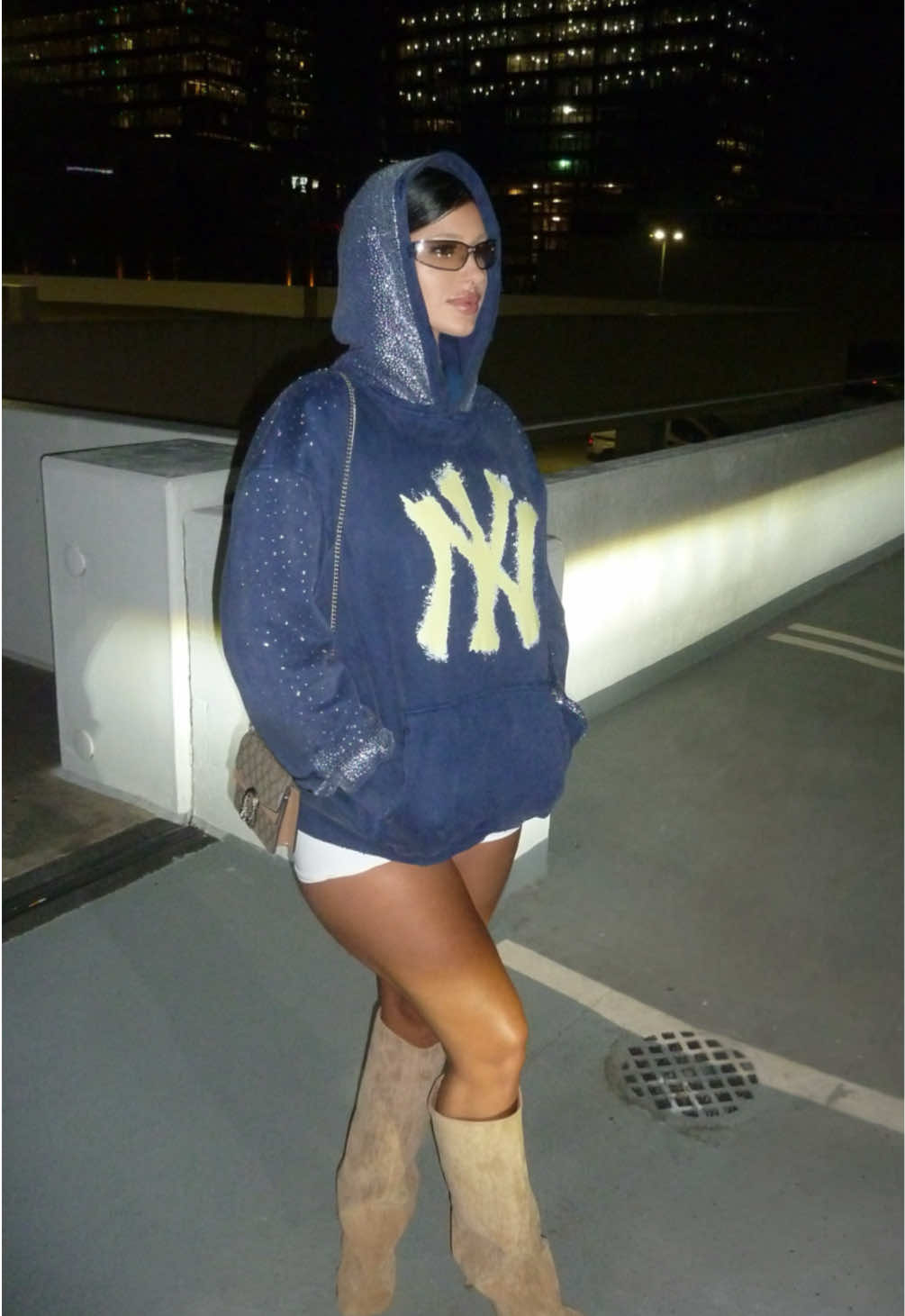 UNISEX NY HOODIE